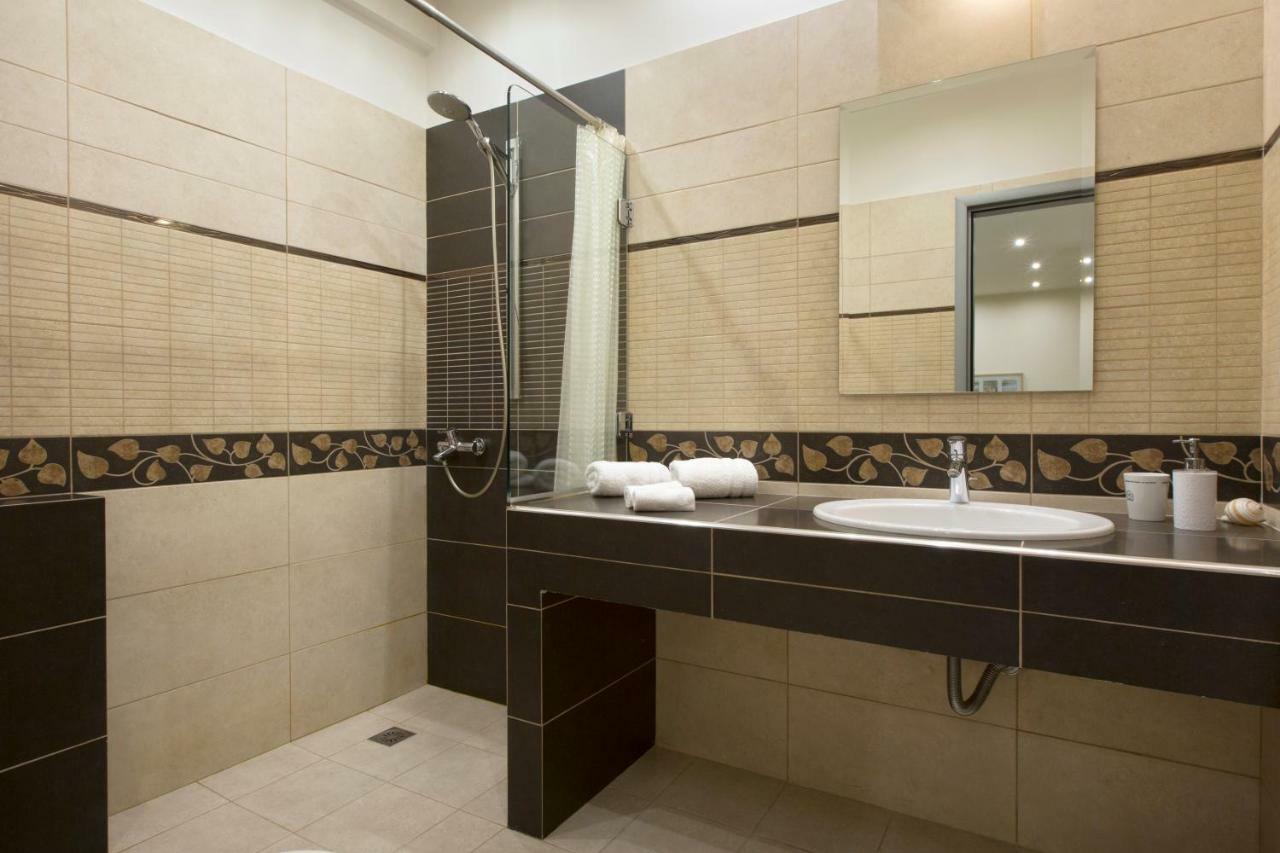 Apartment At Koukaki, 150M From The Metro By Yha Athen Exterior foto